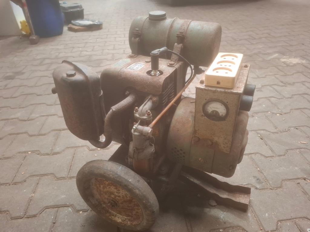 Diverse Stationaire motoren, Ophalen, Gebruikt, Benzinemotor