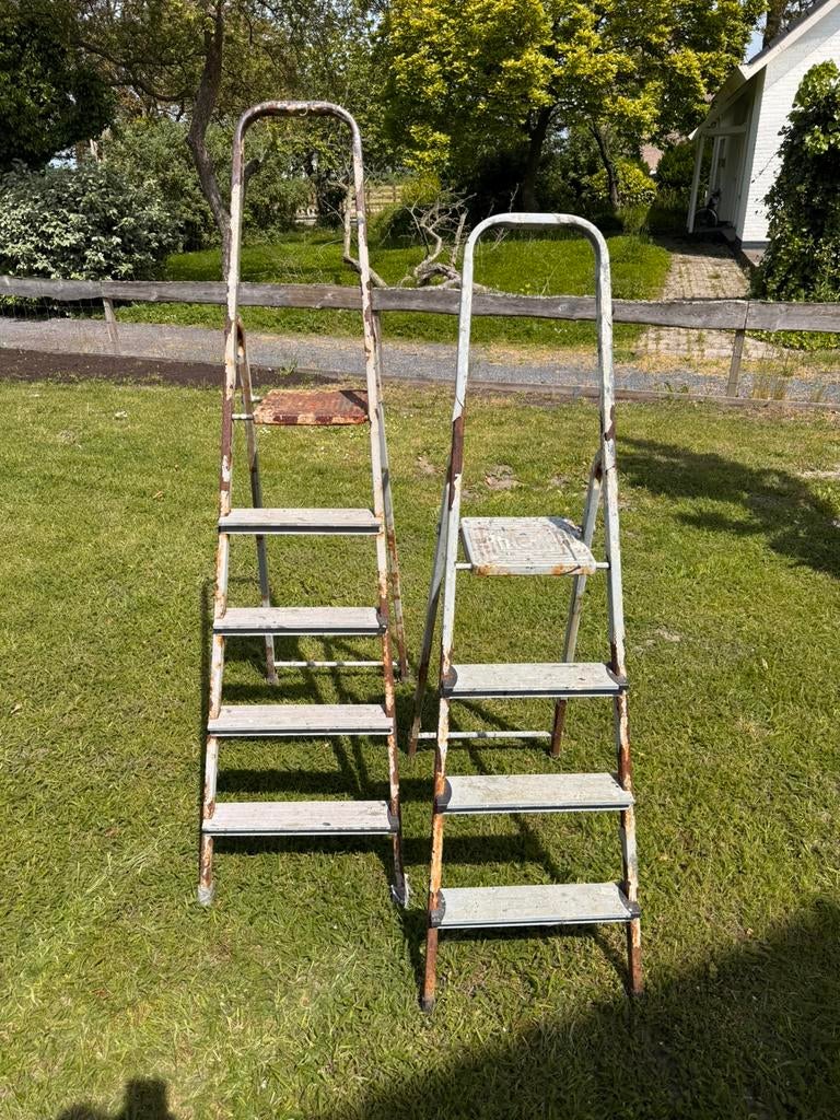Huishoud trappen (GRATIS!), Doe-het-zelf en Verbouw, Ophalen, Gebruikt, Minder dan 2 meter
