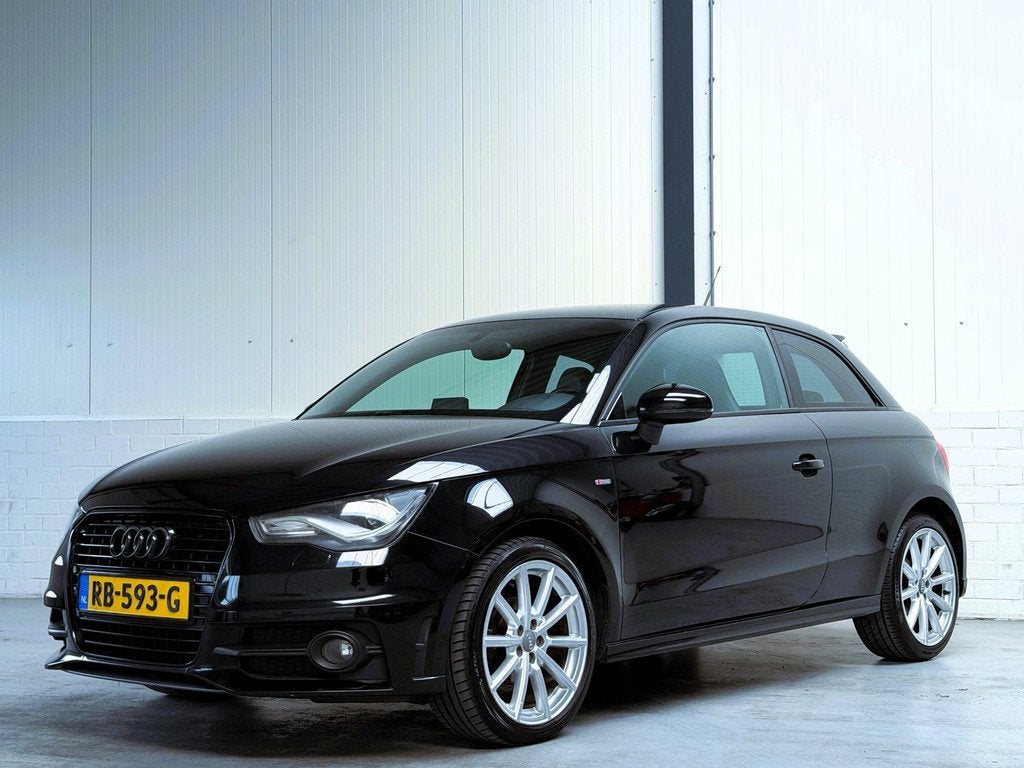 Audi A1 1.2 TFSI S-Line|Kuipstoel|Cruise, Auto's, Audi, Voorwielaandrijving, Euro 5, 86 pk, Zwart