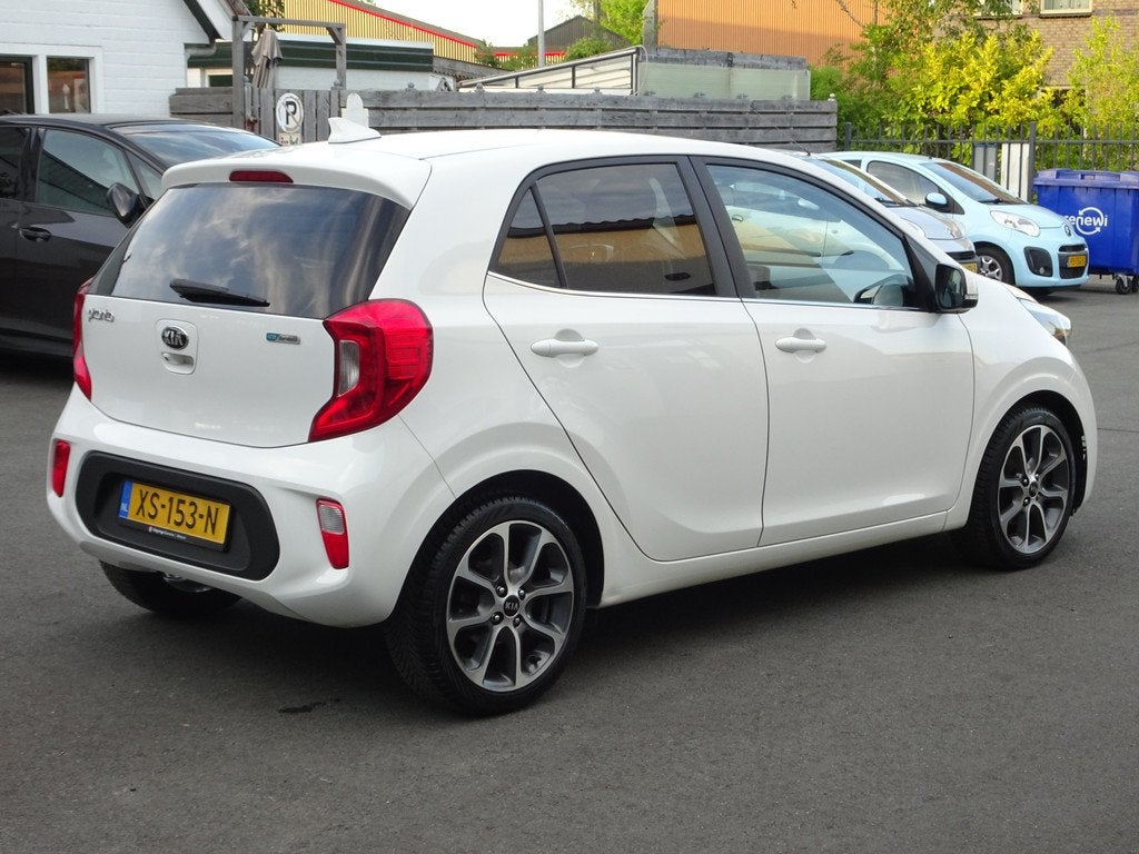 Kia Picanto 1.0 CVVT Design Edition Automatische airco, lich, Voorwielaandrijving, Gebruikt, 4 stoelen, Wit