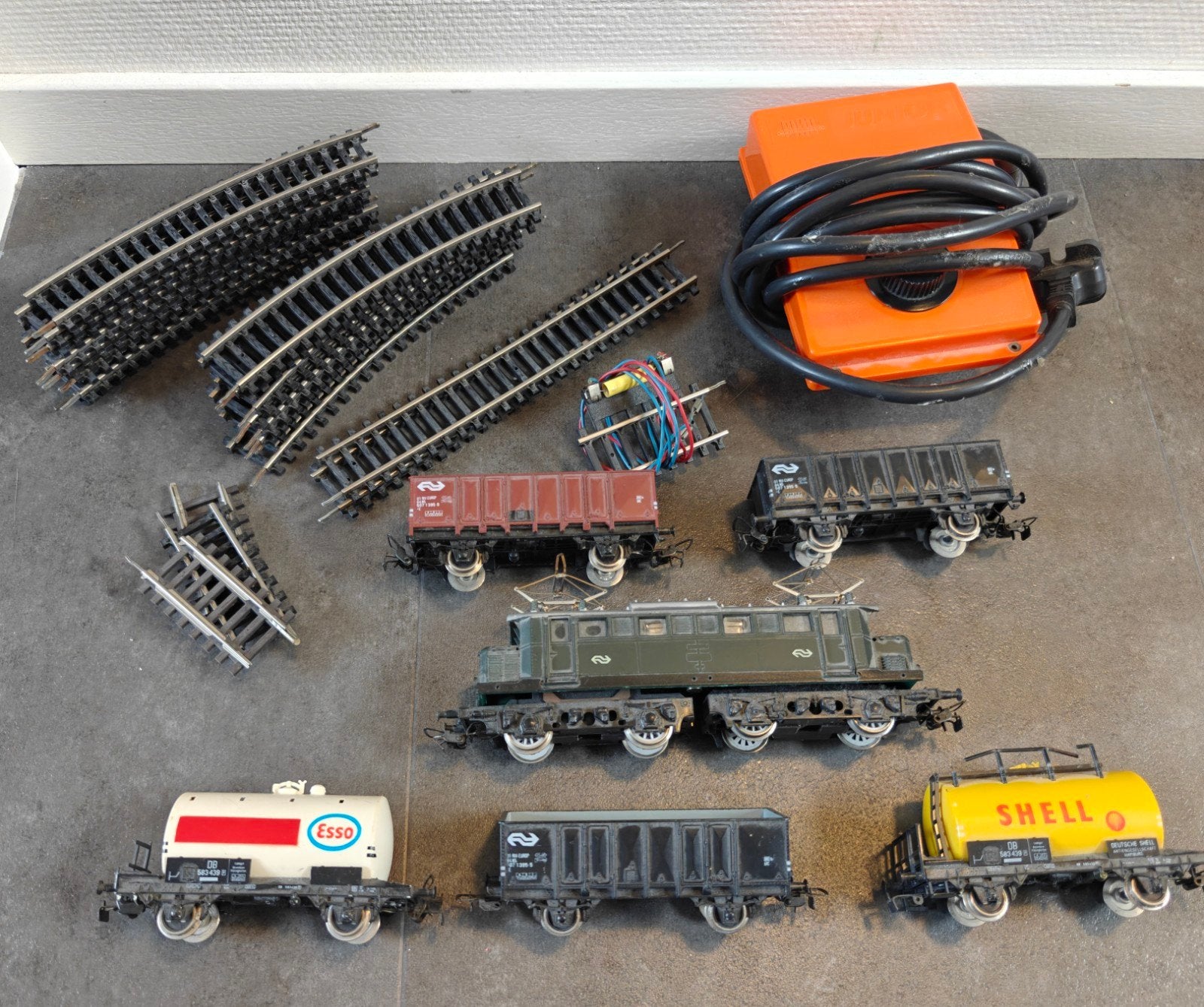 Piko HO Treinset - NS E-Loc, 5 Wagons, Rails & Trafo, Gelijkstroom, NS, Gebruikt, Treinset