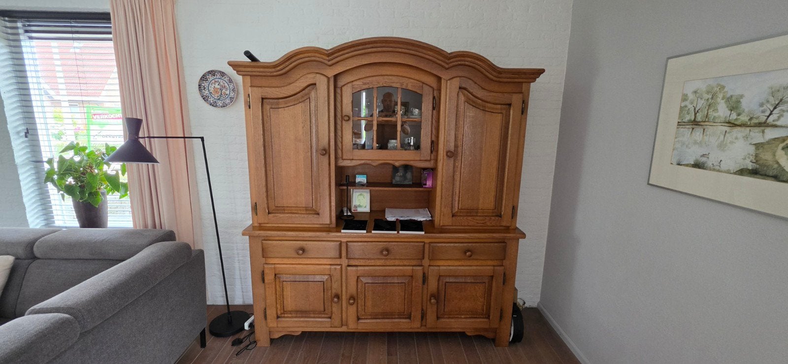 Massief houten eiken buffetkast met vitrine en lades, Ophalen, Gebruikt, 100 tot 150 cm, Klassiek