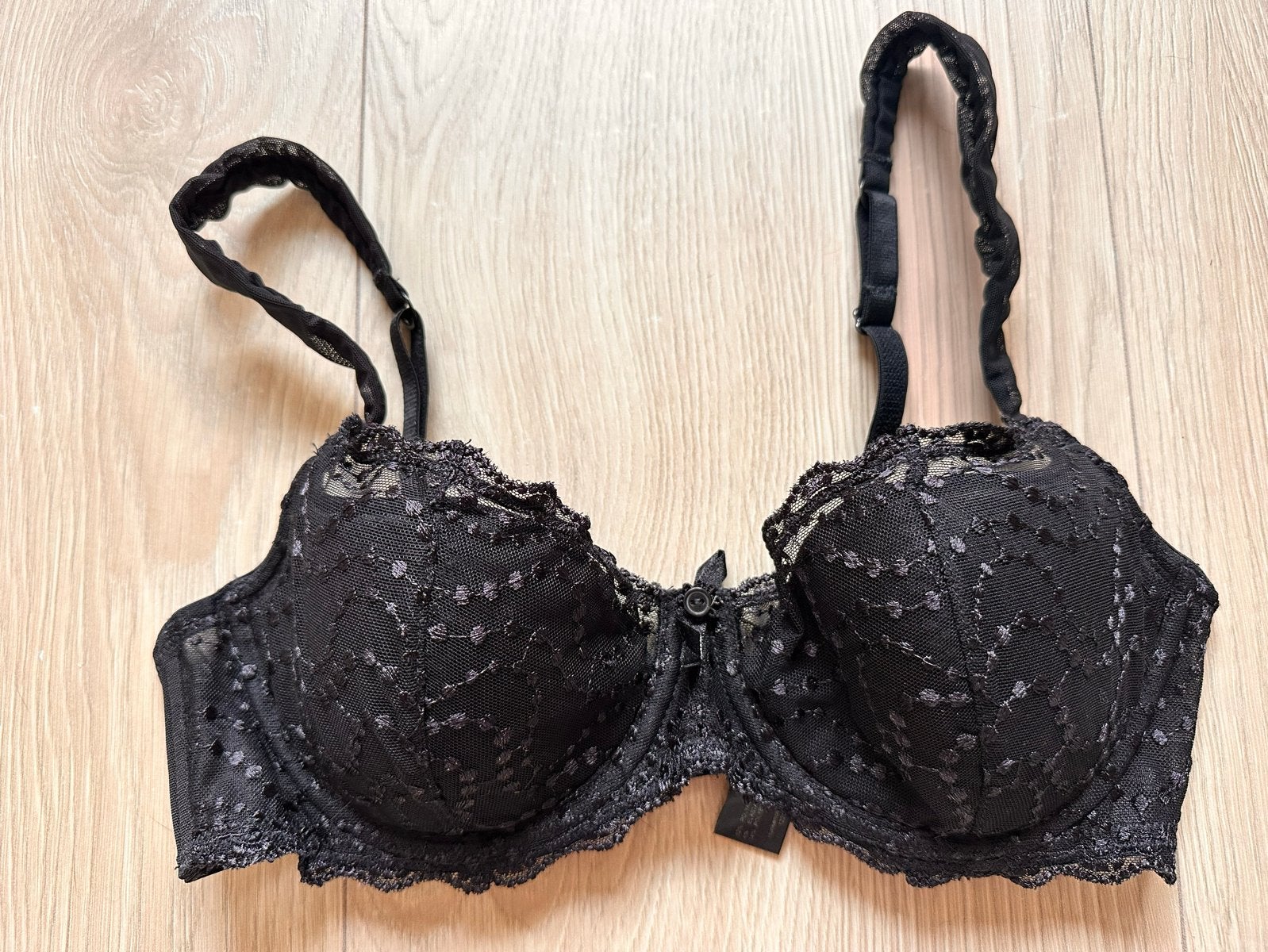 Hunkemöller Zwarte Kanten BH - Maat 75B, Ophalen of Verzenden, Zwart, BH