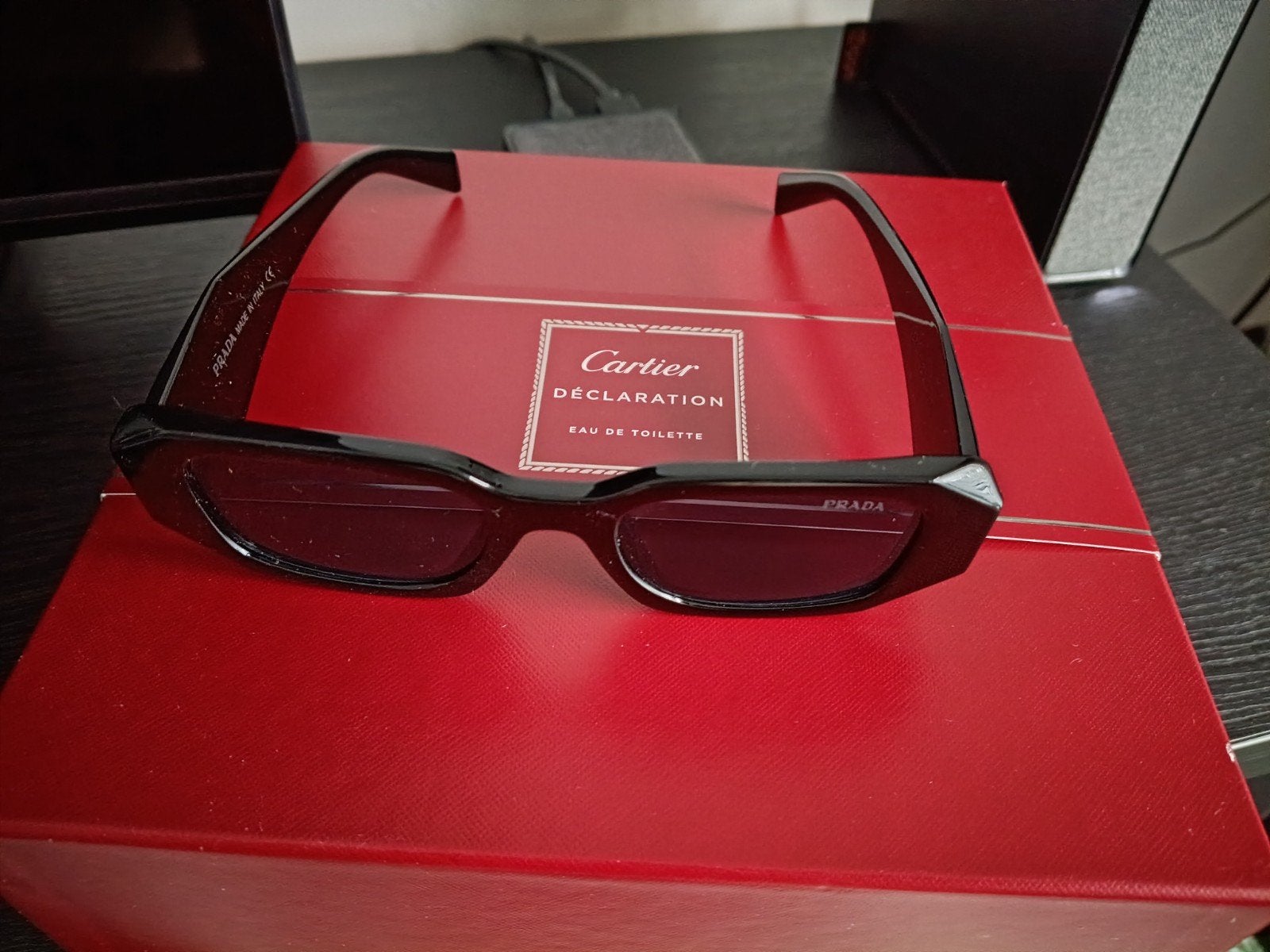 Prada Zonnebril Unisex Zwart, Sieraden, Tassen en Uiterlijk, Ophalen of Verzenden, Zwart, Overige merken