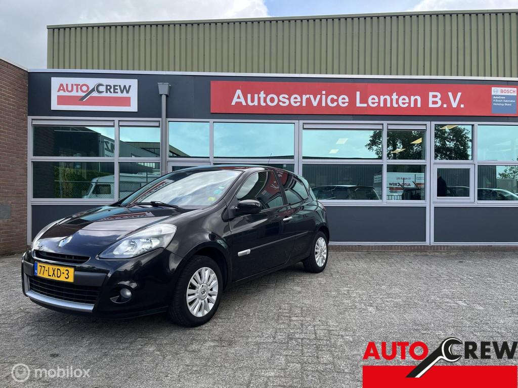 Renault Clio 1.2 Sélection Business, Voorwielaandrijving, Gebruikt, Zwart, 4 cilinders