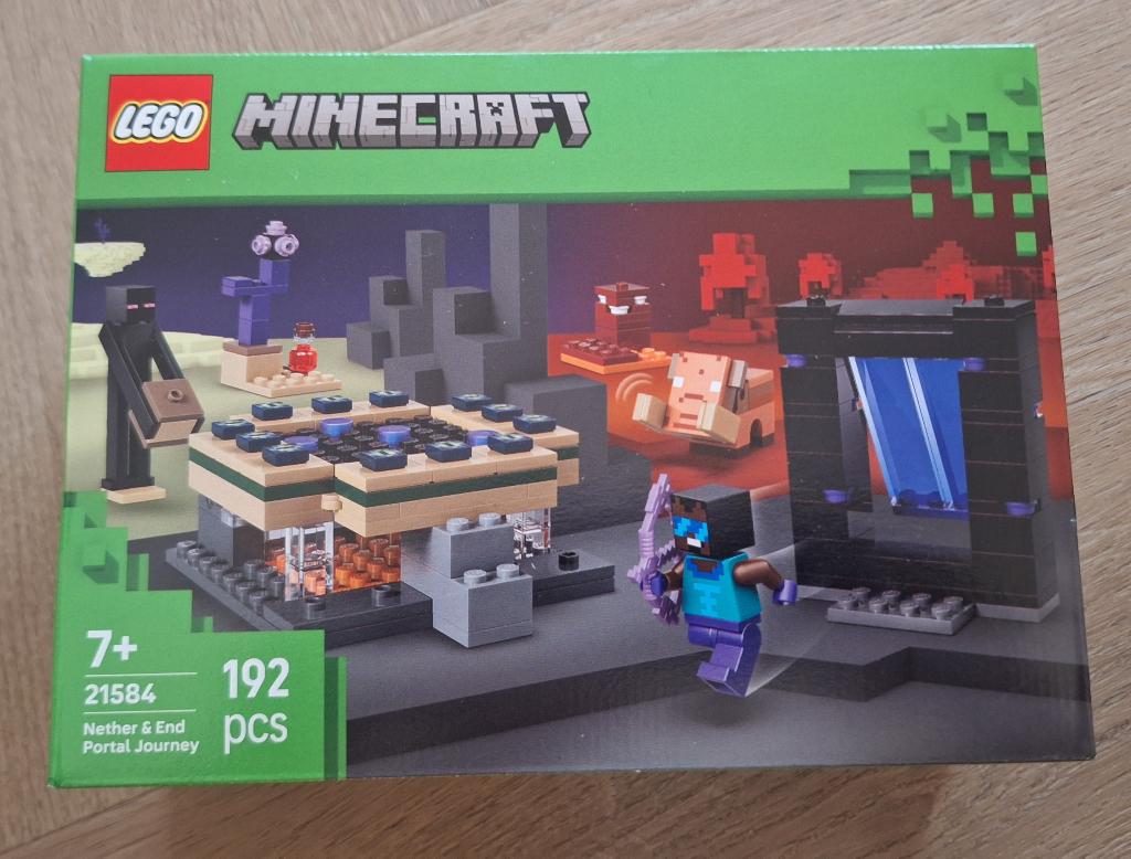 LEGO Minecraft 21584 Reis naar Nether en End-Portaal |NIEUW|, Minecraft, Nieuw, Ophalen of Verzenden, Complete set