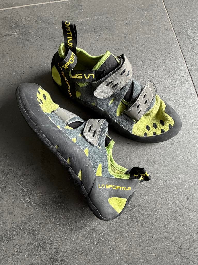 La Sportiva en Mad Rock Klimschoenen - m40 en m43, Ophalen, Gebruikt, Klimsportschoenen