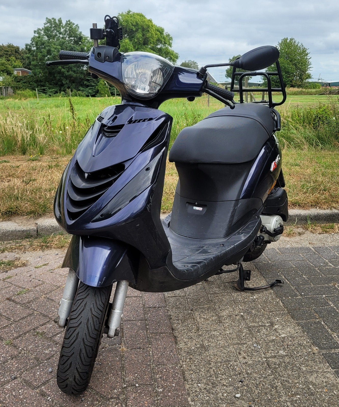 Piaggio Zip 4t (geel kenteken) met extra's en opties, Ophalen, Zip, Zo goed als nieuw, Benzine