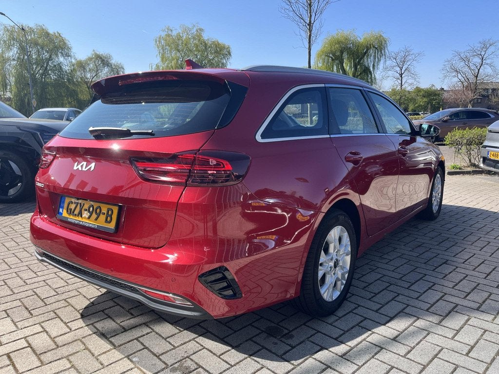 Kia Ceed Sportswagon 1.5 T-GDi DynamicLine Nav|Camera|Lmv| D, Auto's, Stof, Gebruikt, Euro 6, 610 kg