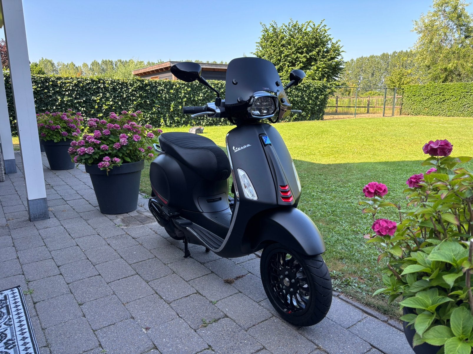 Vespa Sprint 2024 !!! , nieuwstaat !, Fietsen en Brommers, Ophalen, Zo goed als nieuw, 50 cc