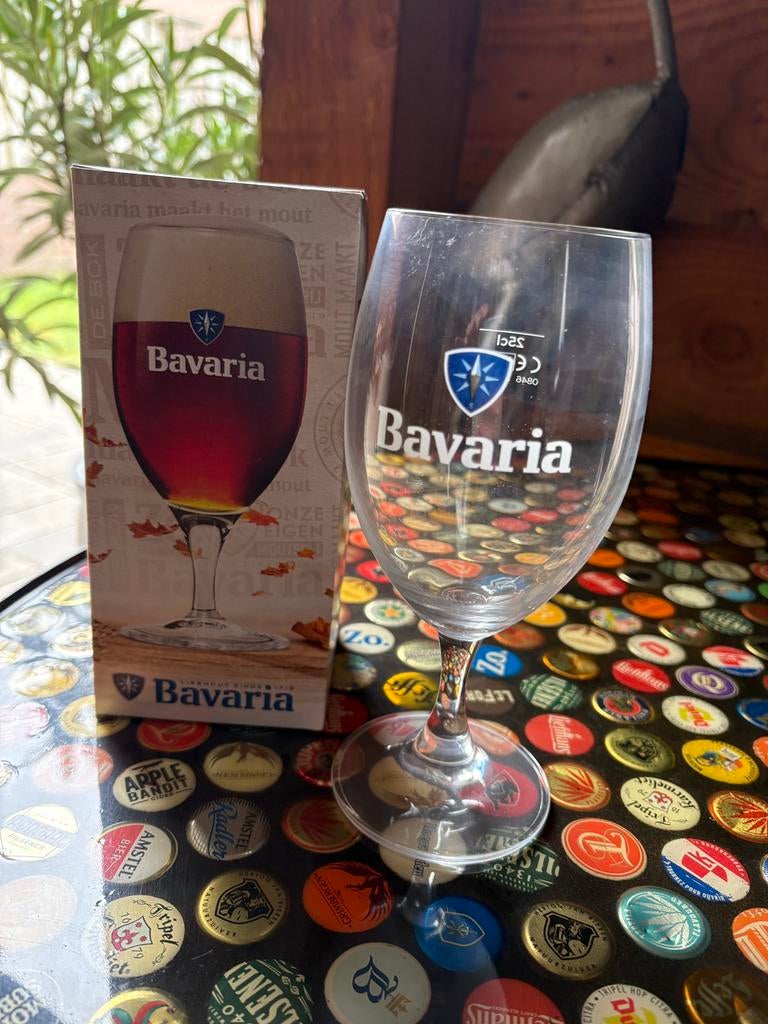Ingepakt bavaria glas, Verzamelen, Glas en Borrelglaasjes, Ophalen of Verzenden, Zo goed als nieuw, Bierglas