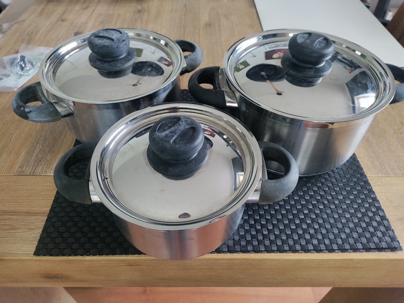 3 st. kookpannen + wok/hapjespannen, Ophalen, Gebruikt, Rvs, Pannenset
