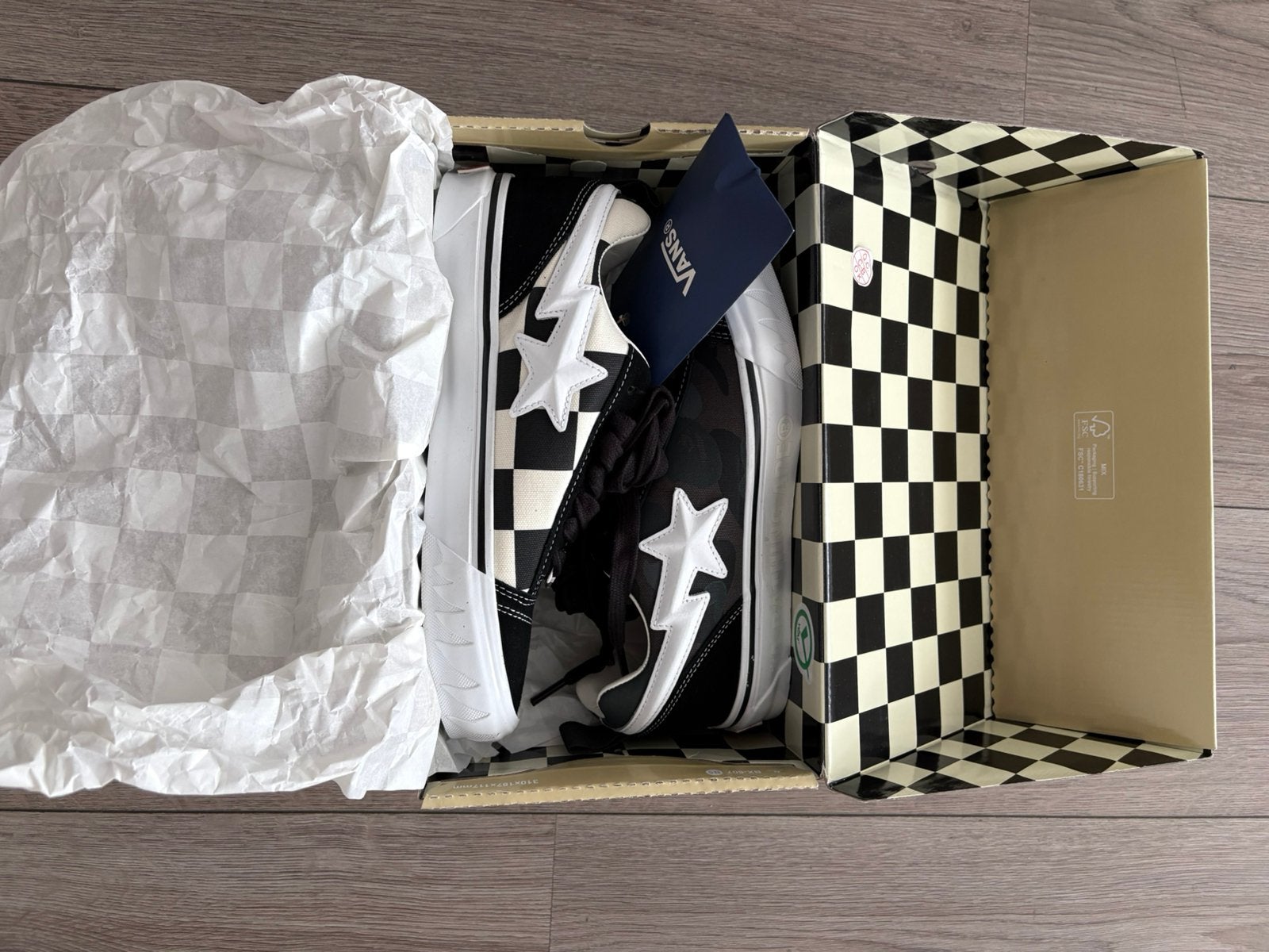 Vans X Bape, Nieuw, Ophalen of Verzenden, Sportschoenen, Zwart