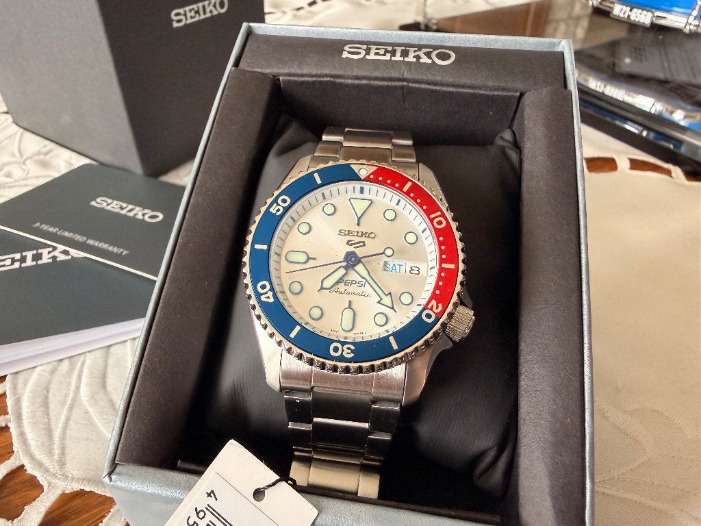 Seiko Limited Edition Pepsi SRPL99K1, Staal, Ophalen of Verzenden, Zo goed als nieuw, Seiko