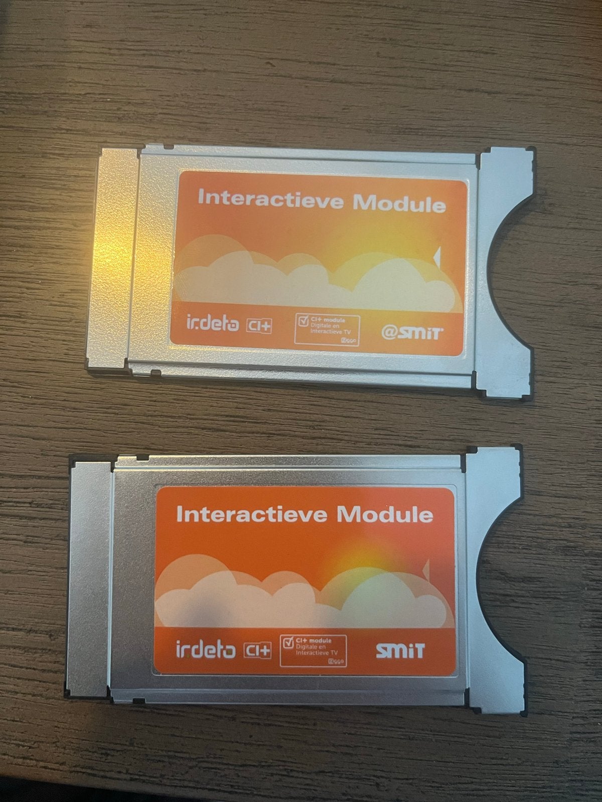 Irdeto CI+ Interactieve Module (2 stuks), Ophalen, Zo goed als nieuw, Decoder