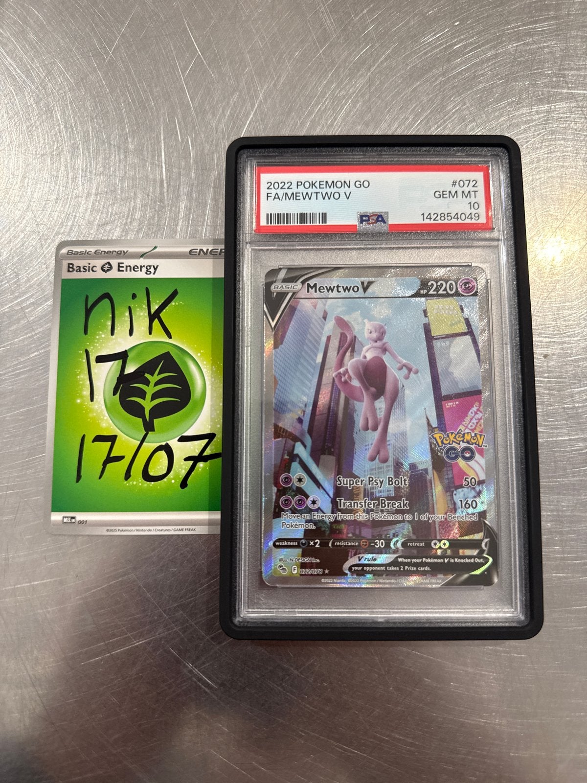 Mewtwo V PSA 10 GEM MINT - 2022 Pokemon GO #072, Ophalen of Verzenden, Nieuw, Losse kaart