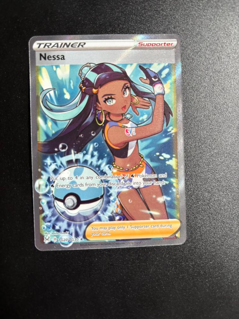 Nessa (LOR TG27), Hobby en Vrije tijd, Verzamelkaartspellen | Pokémon, Ophalen of Verzenden