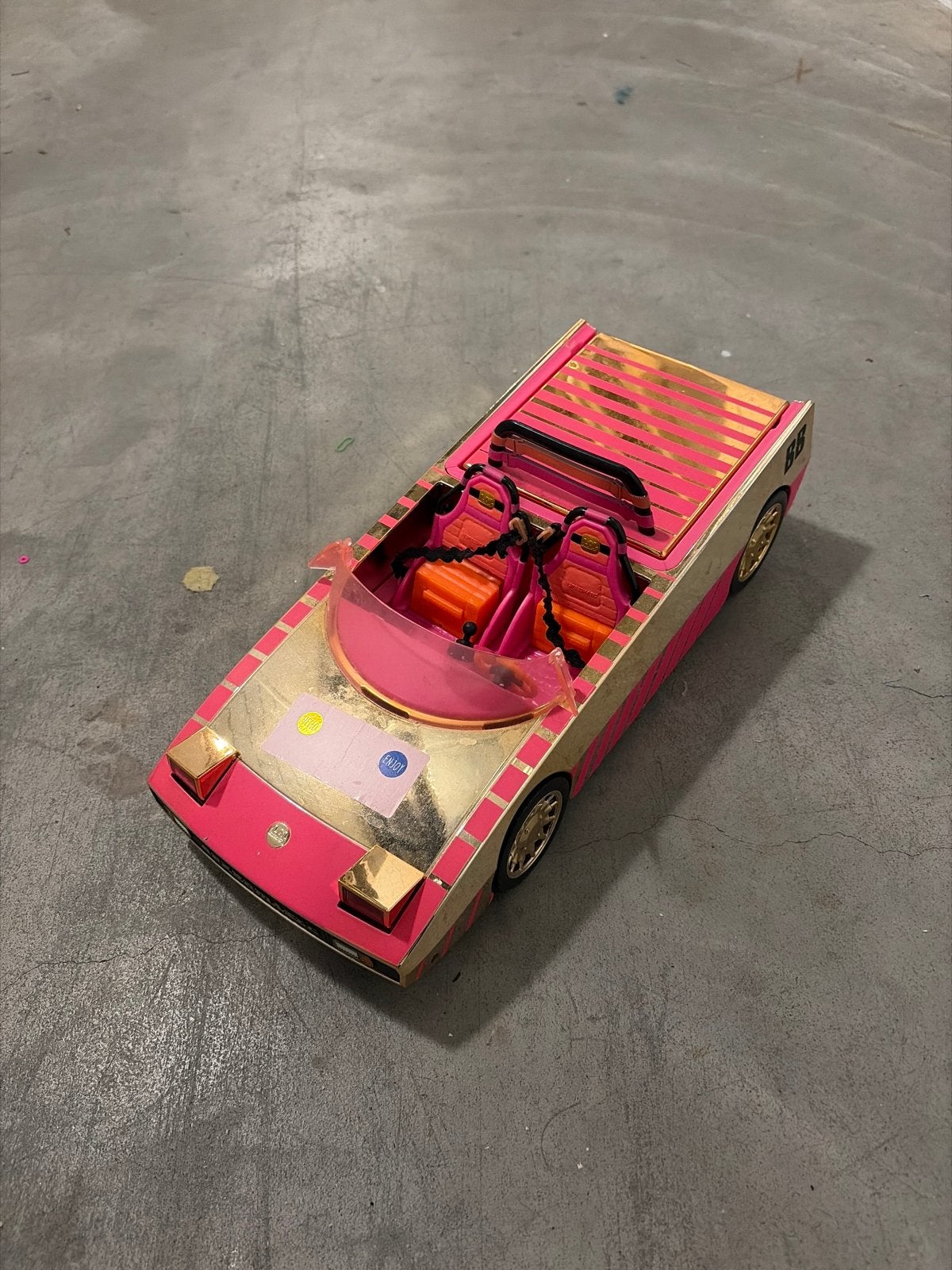 LOL Vintage roze en gouden speelgoedauto, Ophalen, Gebruikt