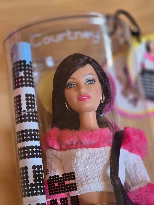 Barbie Fashion Fever Courtney, Verzamelen, Poppen, Ophalen, Nieuw, Fashion Doll