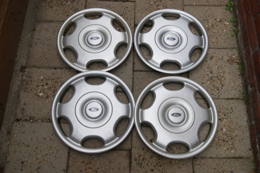 Set van 4 originele wieldoppen Ford Mondeo 15 inch, Auto diversen, Wieldoppen, Ophalen of Verzenden, Gebruikt