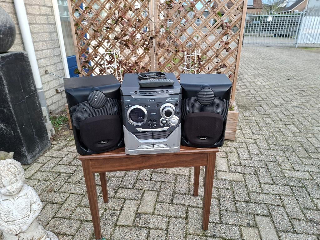 stereoset philips fwm37 mp3 en 3 cd wisselaar en cassette, Audio, Tv en Foto, Overige merken, Gebruikt, Microset, Ophalen of Verzenden