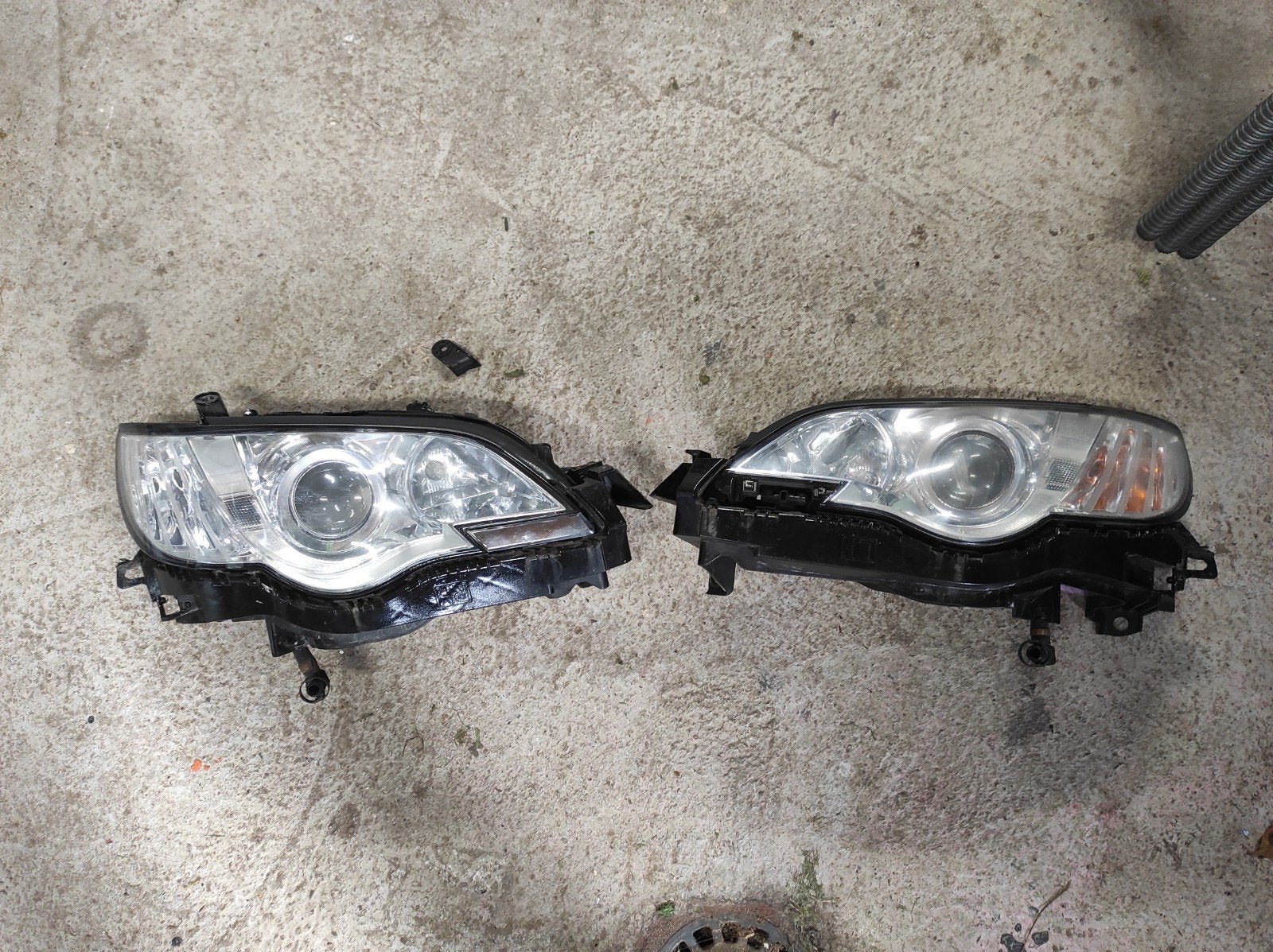 Subaru Legacy BP facelift xenon koplampen met sproeier, Auto-onderdelen, Ophalen of Verzenden, Gebruikt, Subaru