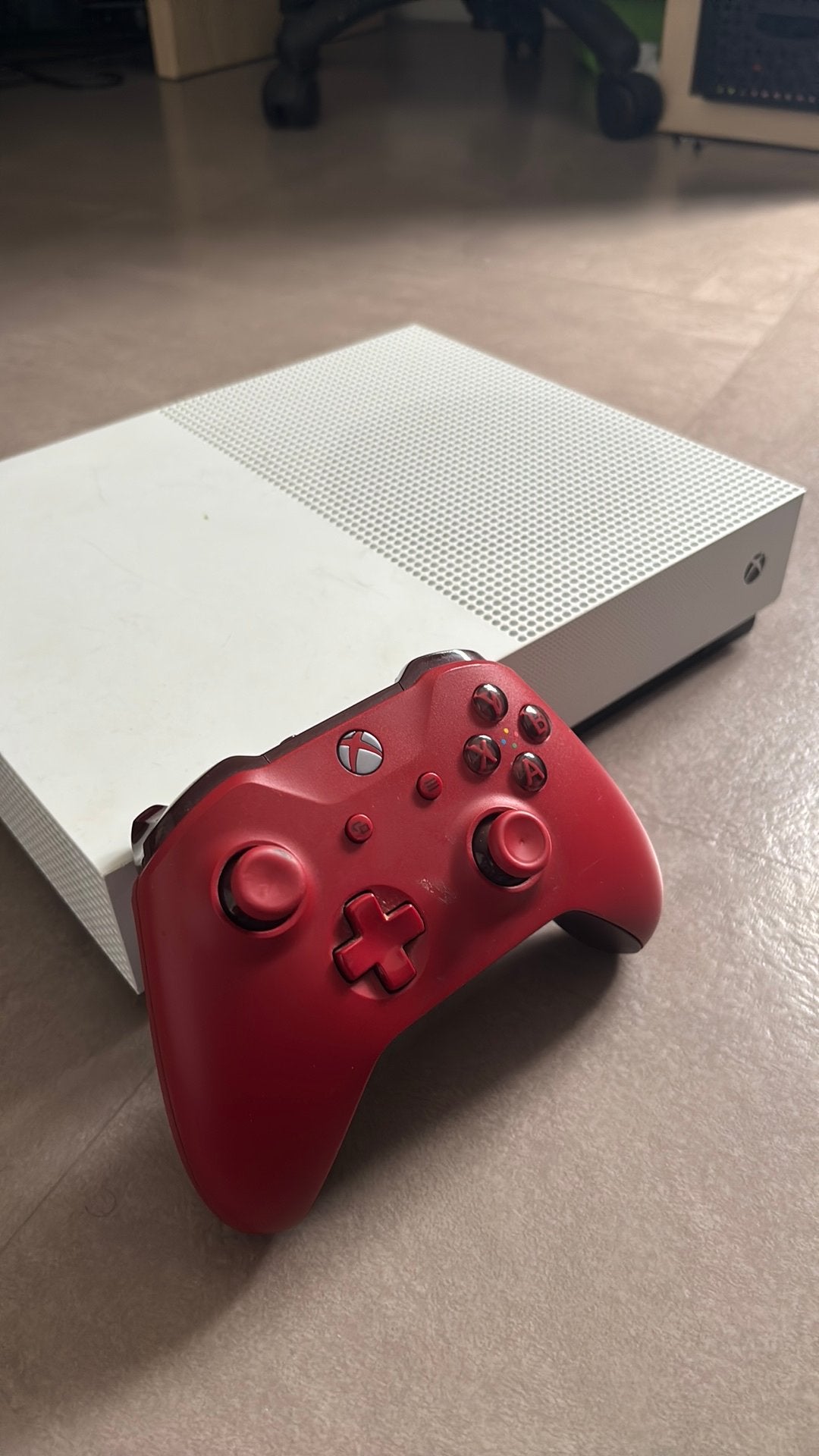 Xbox One S, Spelcomputers en Games, Spelcomputers | Xbox One, Xbox One S, Ophalen of Verzenden, Zo goed als nieuw, 1 TB