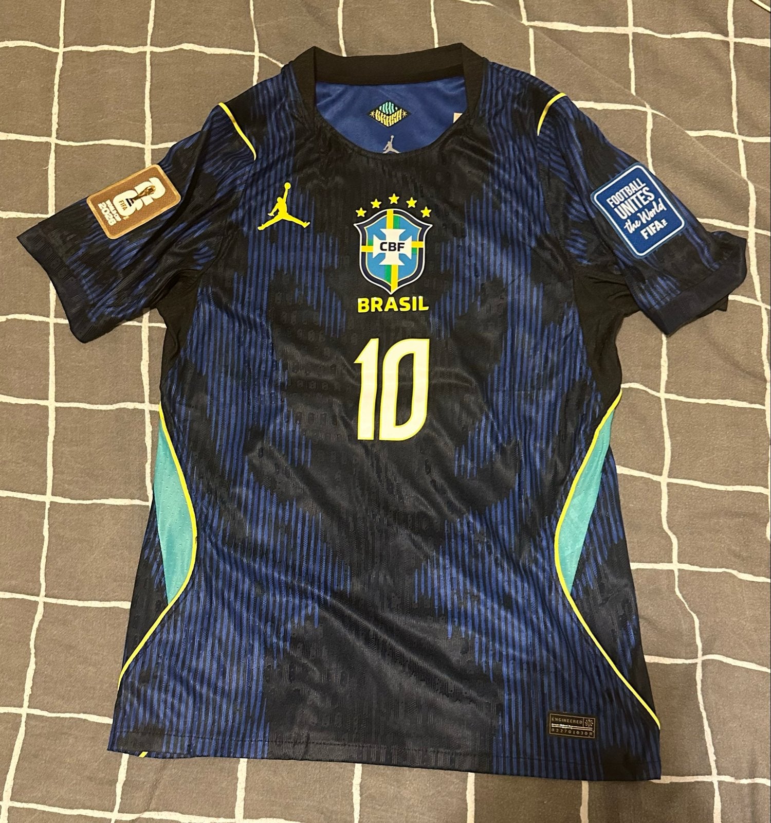 Neymar Jr. Brazilië Uitshirt - Maat S, Maat M, Ophalen of Verzenden, Zo goed als nieuw, Shirt