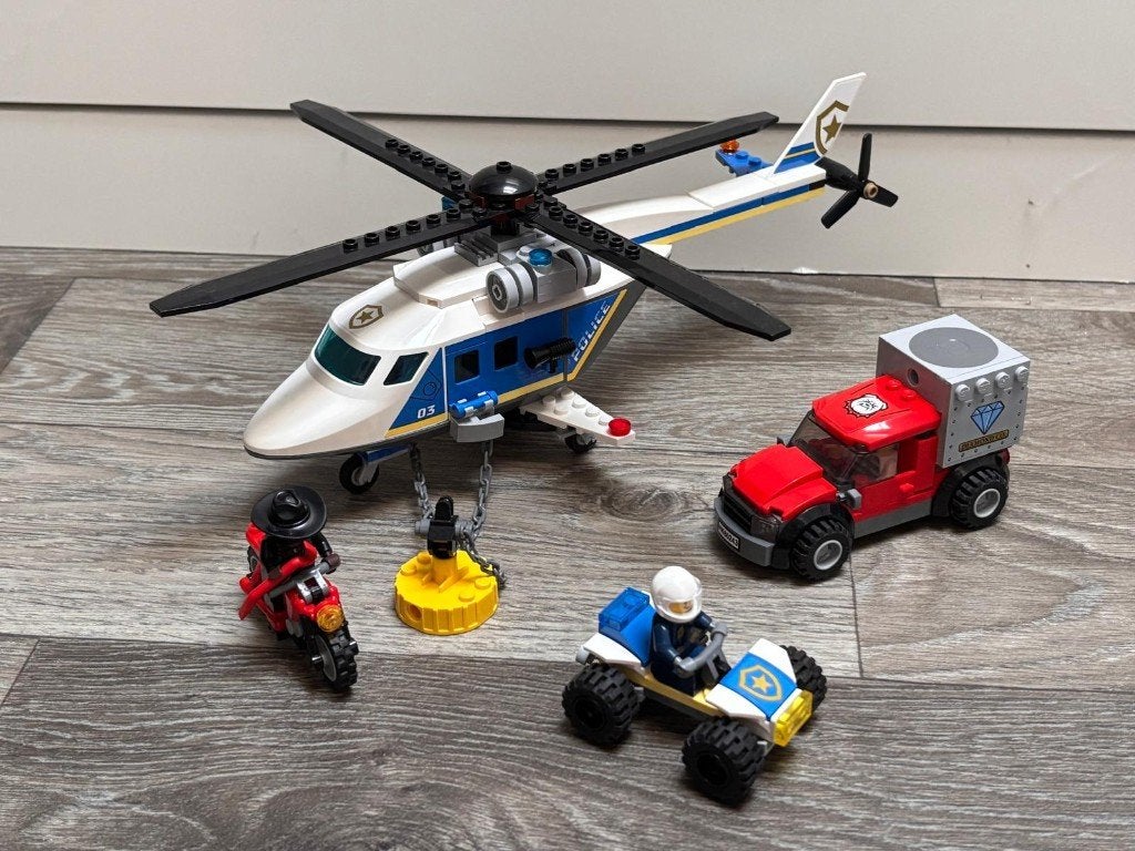 Lego 60243 Politiehelikopter achtervolging, City, Lego, Ophalen of Verzenden, Zo goed als nieuw