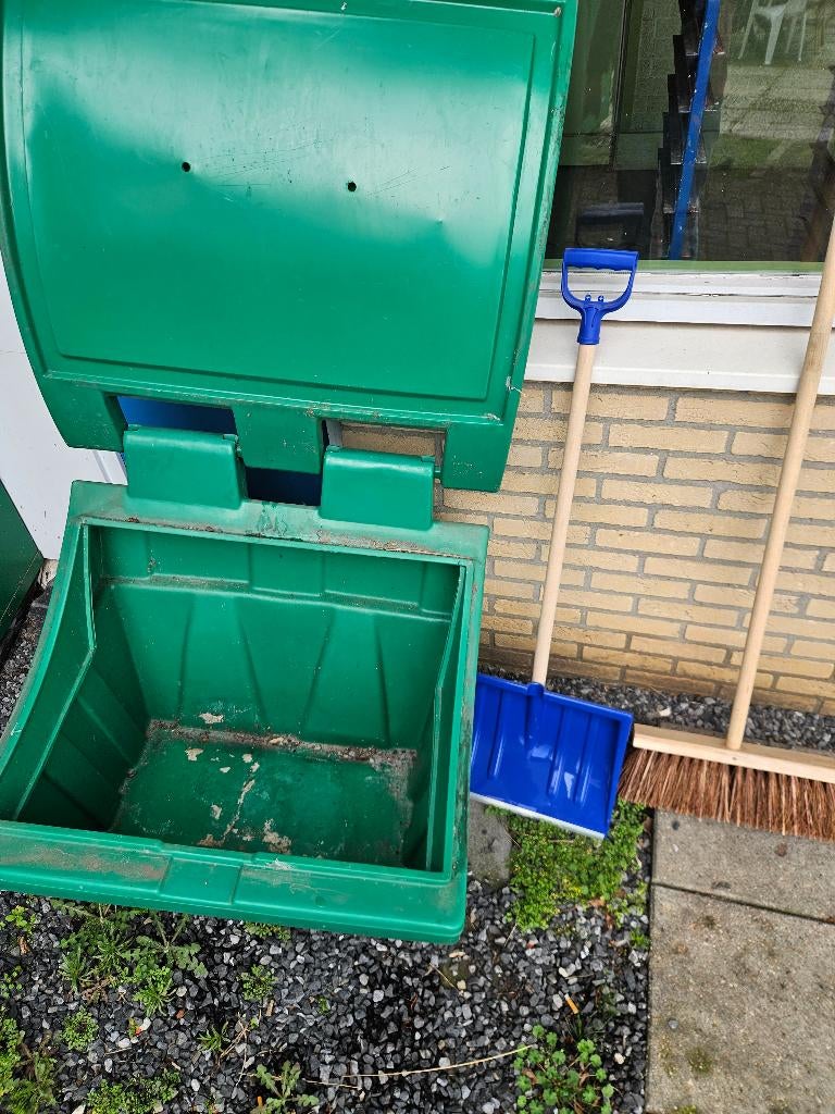 sneeuw kit met 240kg strooizout met sneeuwschep bezem , bak, Ophalen, Nieuw, Overige typen