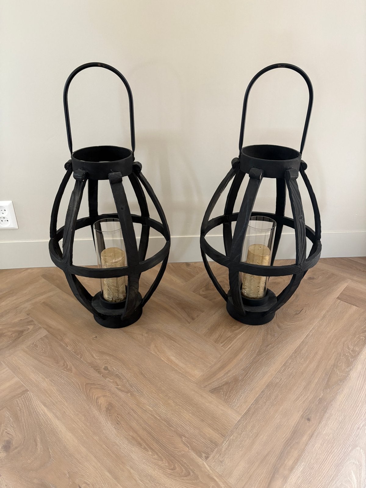 Set van 2 zwarte houten lantaarns met kaarsen, Ophalen, Hout, Modern, Gebruikt