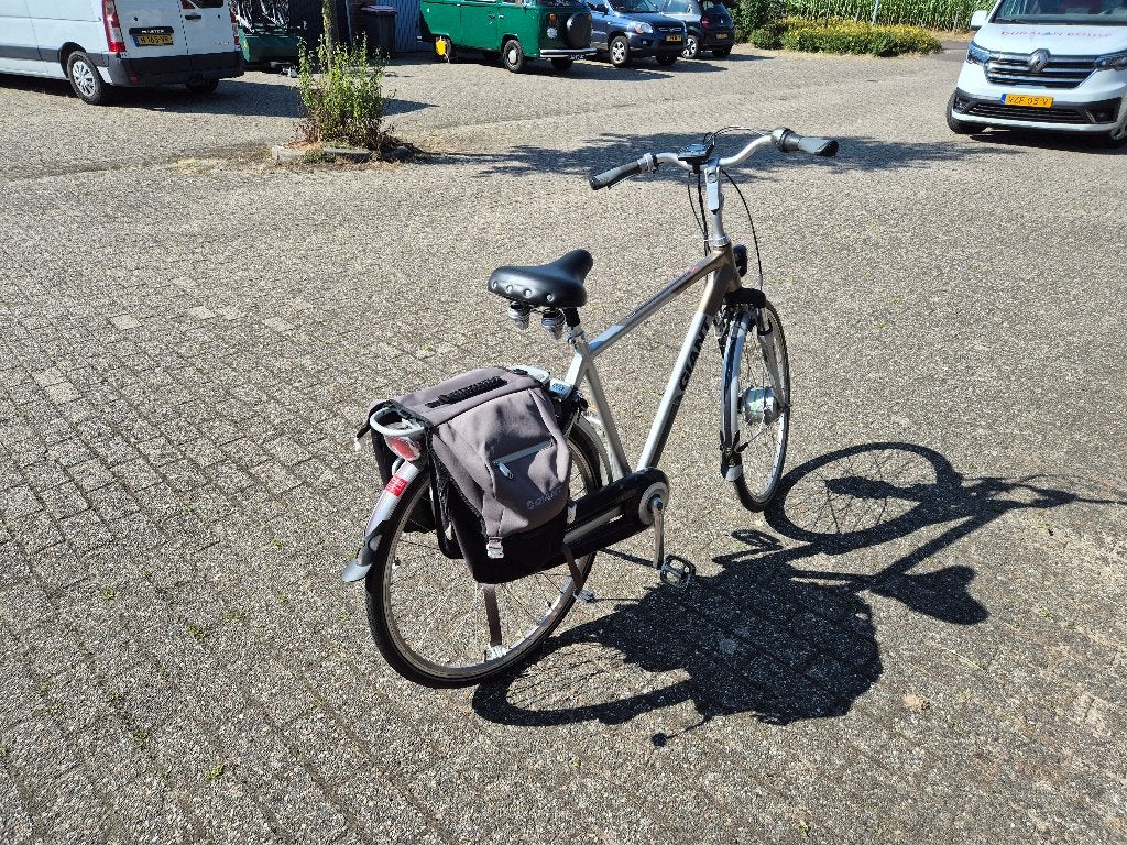 T.e.a.b: Giant e-bike Twist, Fietsen en Brommers, Ophalen, Gebruikt, Velgrem, Versnellingen