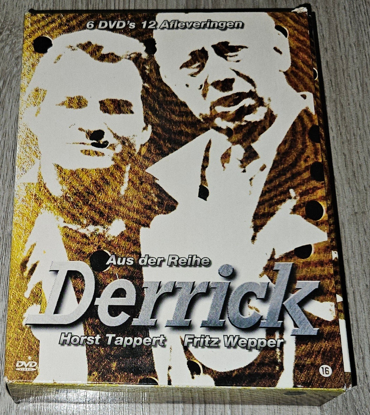 Derrick - De Koning van de Krimi (6 DVD's, 12 Afleveringen), Gebruikt, Vanaf 16 jaar, Misdaad, Nederlands