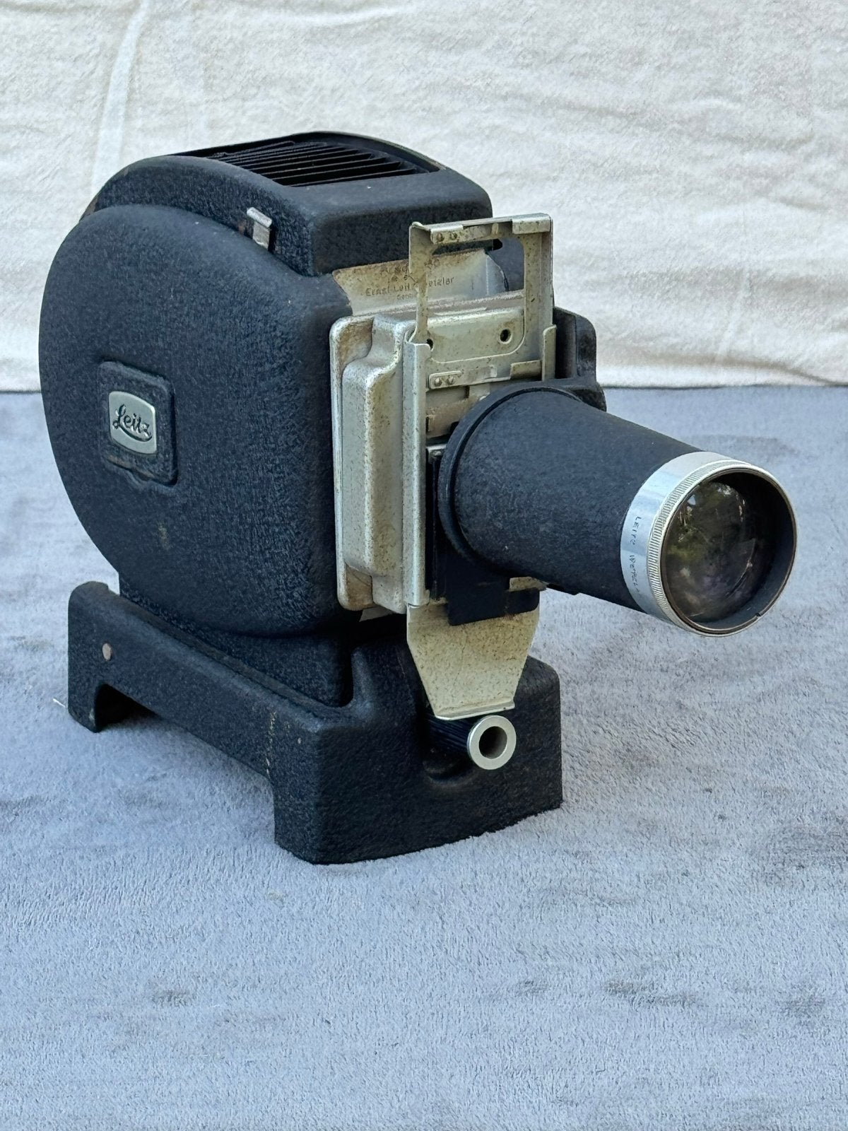 Vintage Leitz Diaprojector - Ernst Leitz Wetzlar, Ophalen of Verzenden, Gebruikt