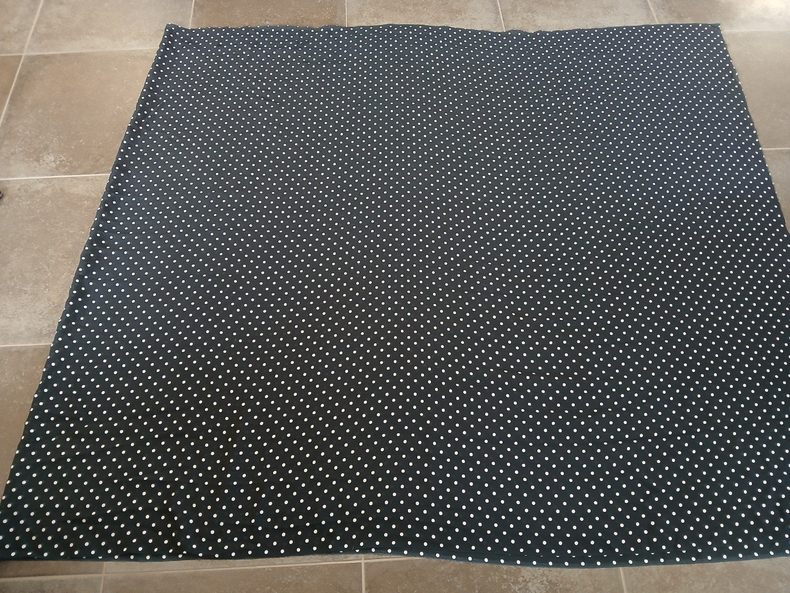 Prachtige lap zwarte dunne stof met ecru dot., Ophalen, Zwart, 200 cm of meer, Zo goed als nieuw