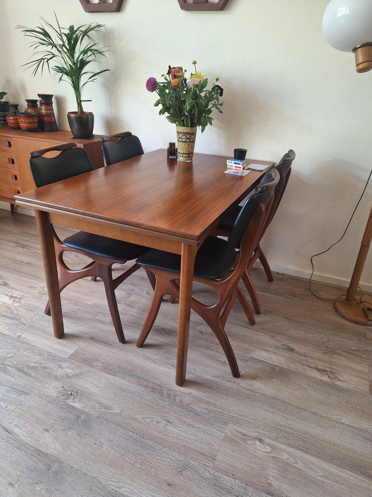 Vintage Eethoek, Ophalen, Zo goed als nieuw, Vintage, 4 tot 6 stoelen