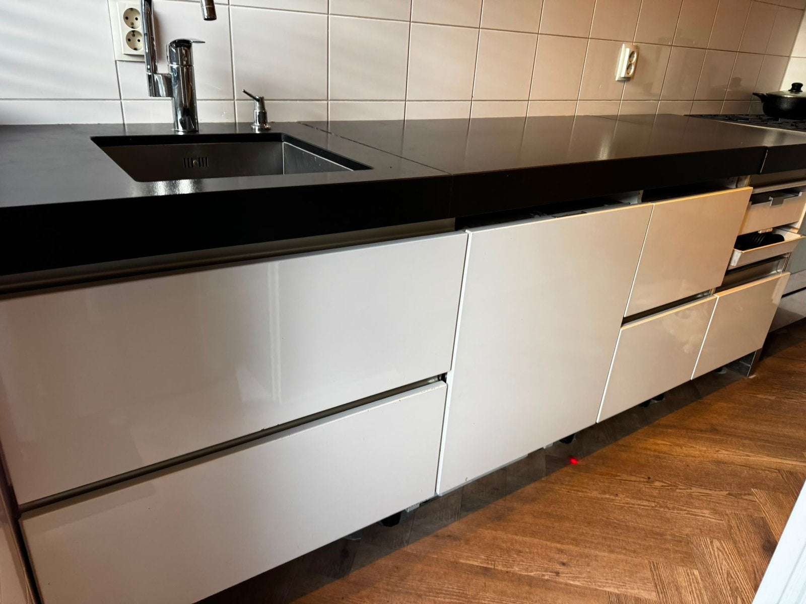 Siematic keuken moet met spoed weg!, Ophalen, Wit, Graniet of Steen, Zo goed als nieuw