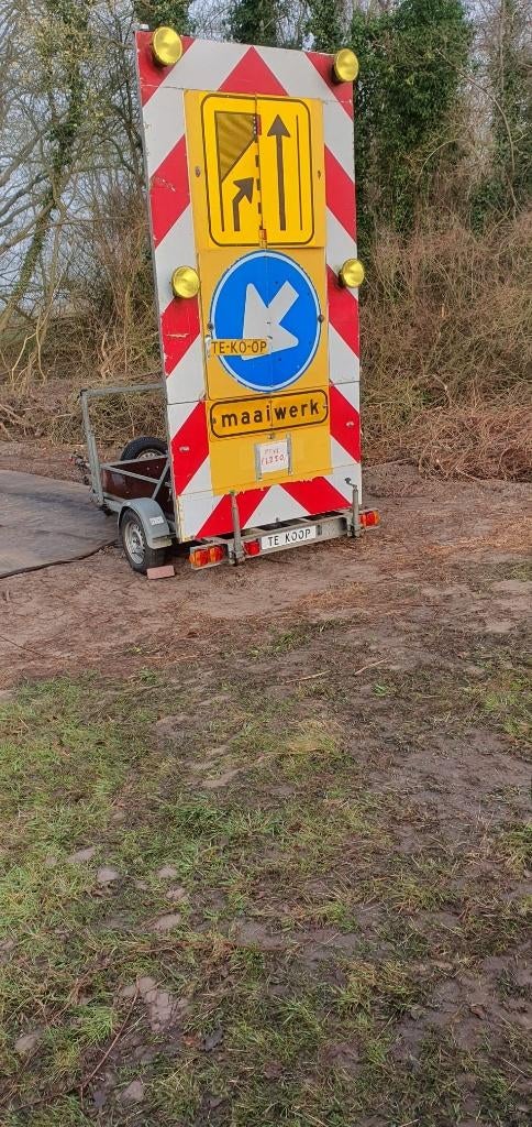 Verkeerskar / Actiewagen -  voor Maaiwerk & Wegafzetting, Ophalen, Gebruikt