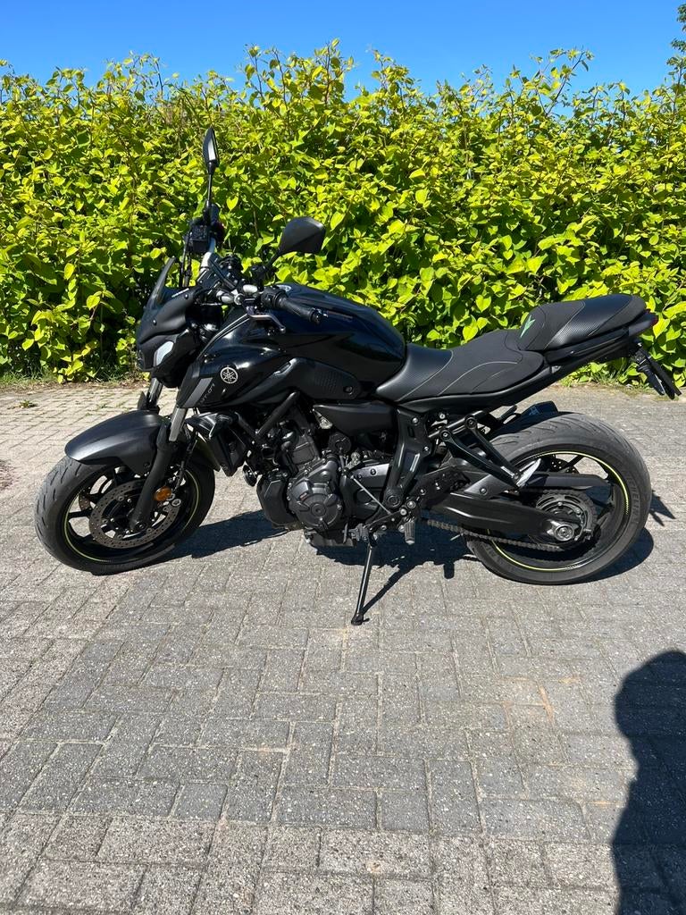 Yamaha MT-07 2023 - vol opties, Motoren, Motoren | Yamaha, Minimaal motorrijbewijs A2, 689 cc, Handgeschakeld, 12 t/m 35 kW