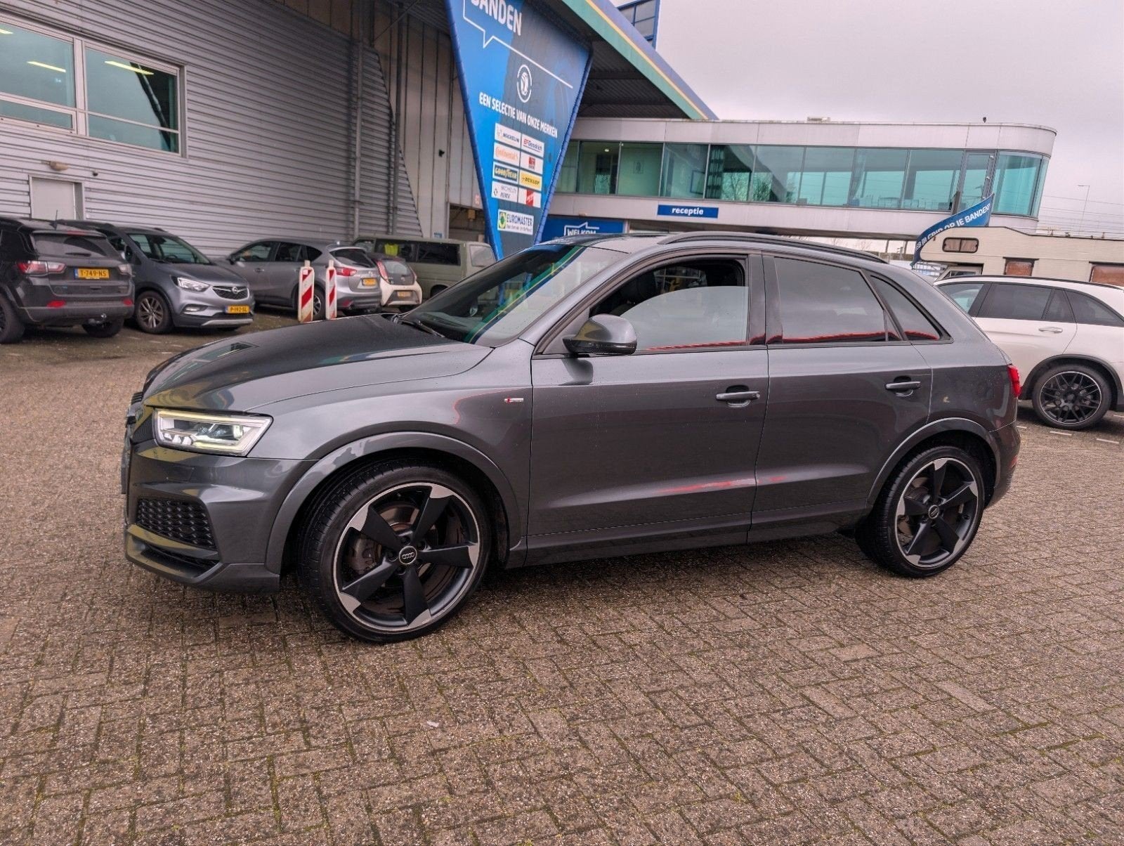 Audi Q3 1.4 Tfsi CoD 150PK S Tronic 2018 Grijs, 1380 kg, 1800 kg, 4 cilinders, Origineel Nederlands