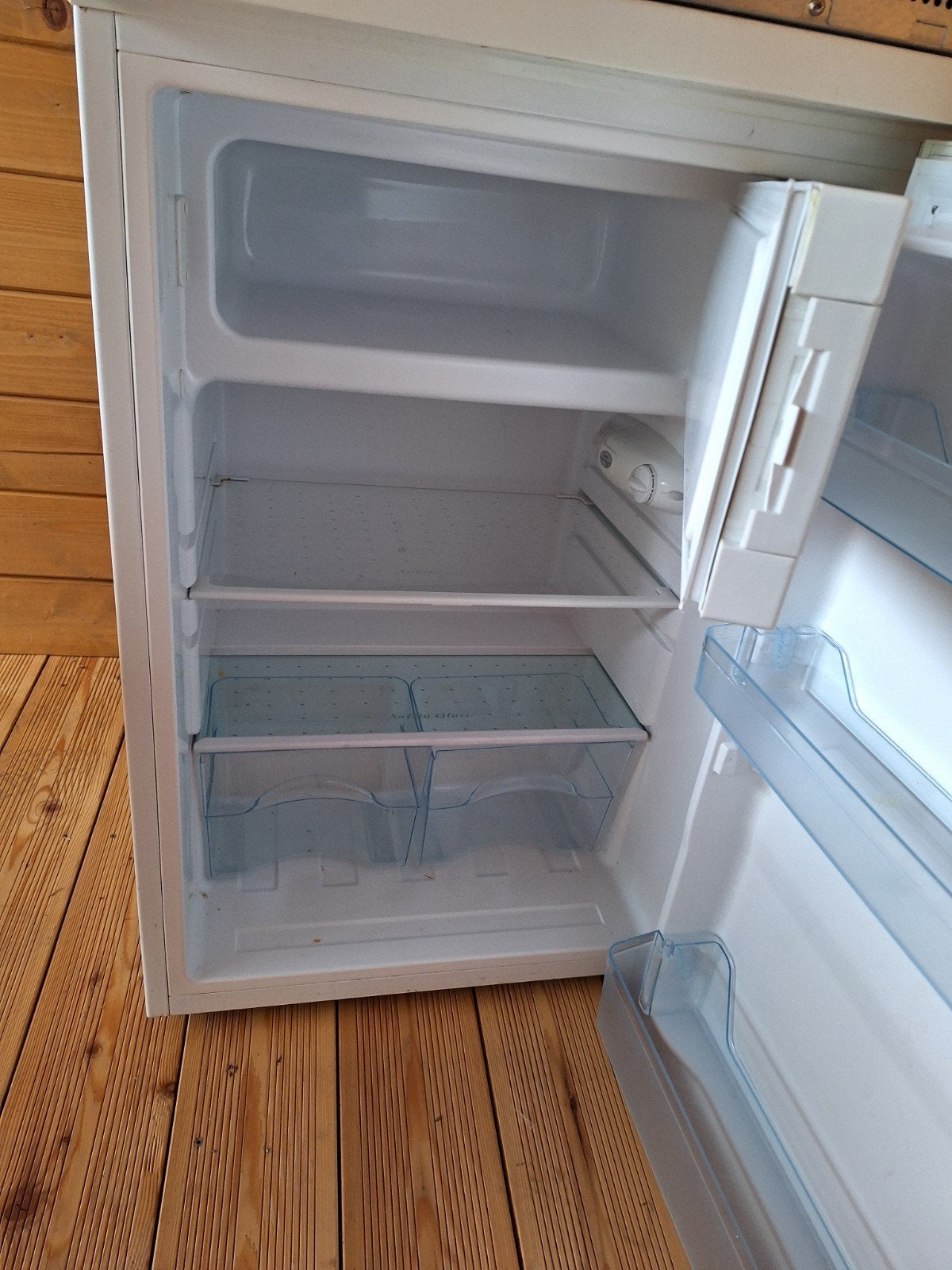 Proline Tafelmodel Koelkast met Vriesvak, Witgoed en Apparatuur, Koelkasten en IJskasten, Ophalen, Gebruikt, Minder dan 85 cm