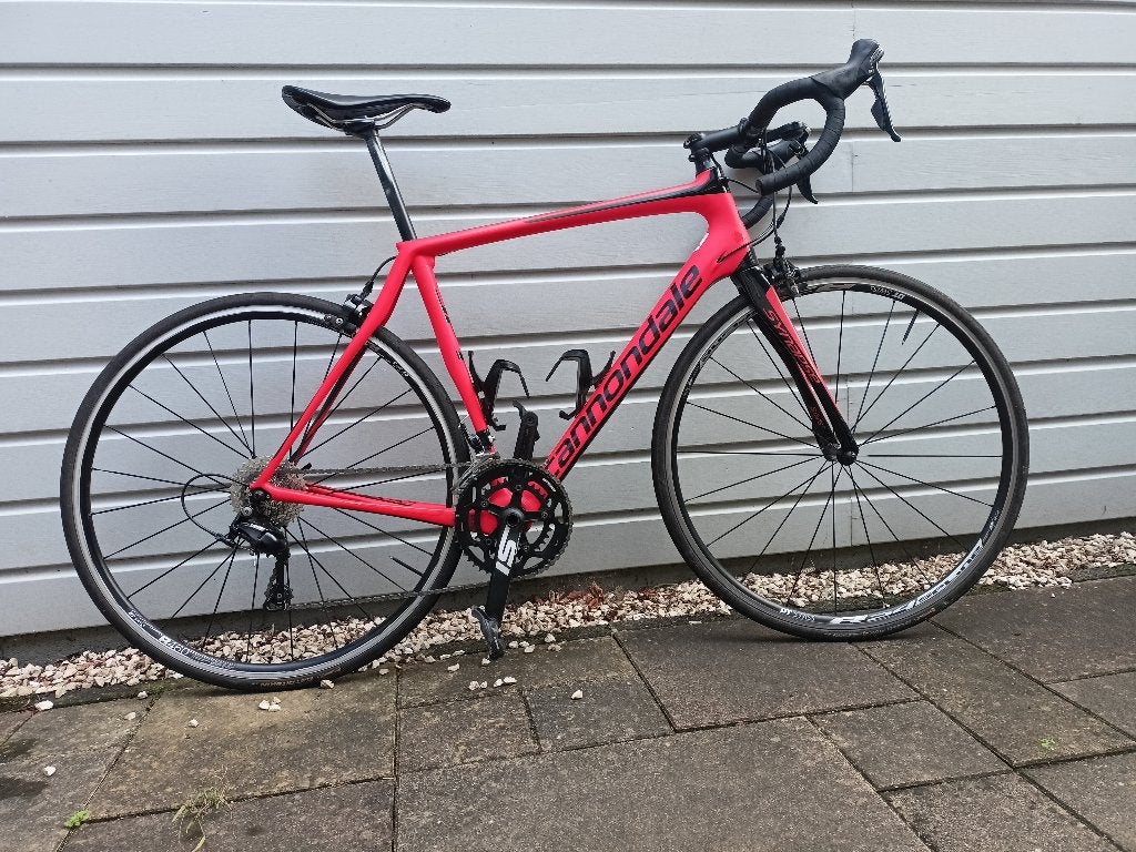 Cannondale Synapse Carbon 105 Endurance Road Bike Red, 28 inch, Gebruikt, Carbon, Velgrem