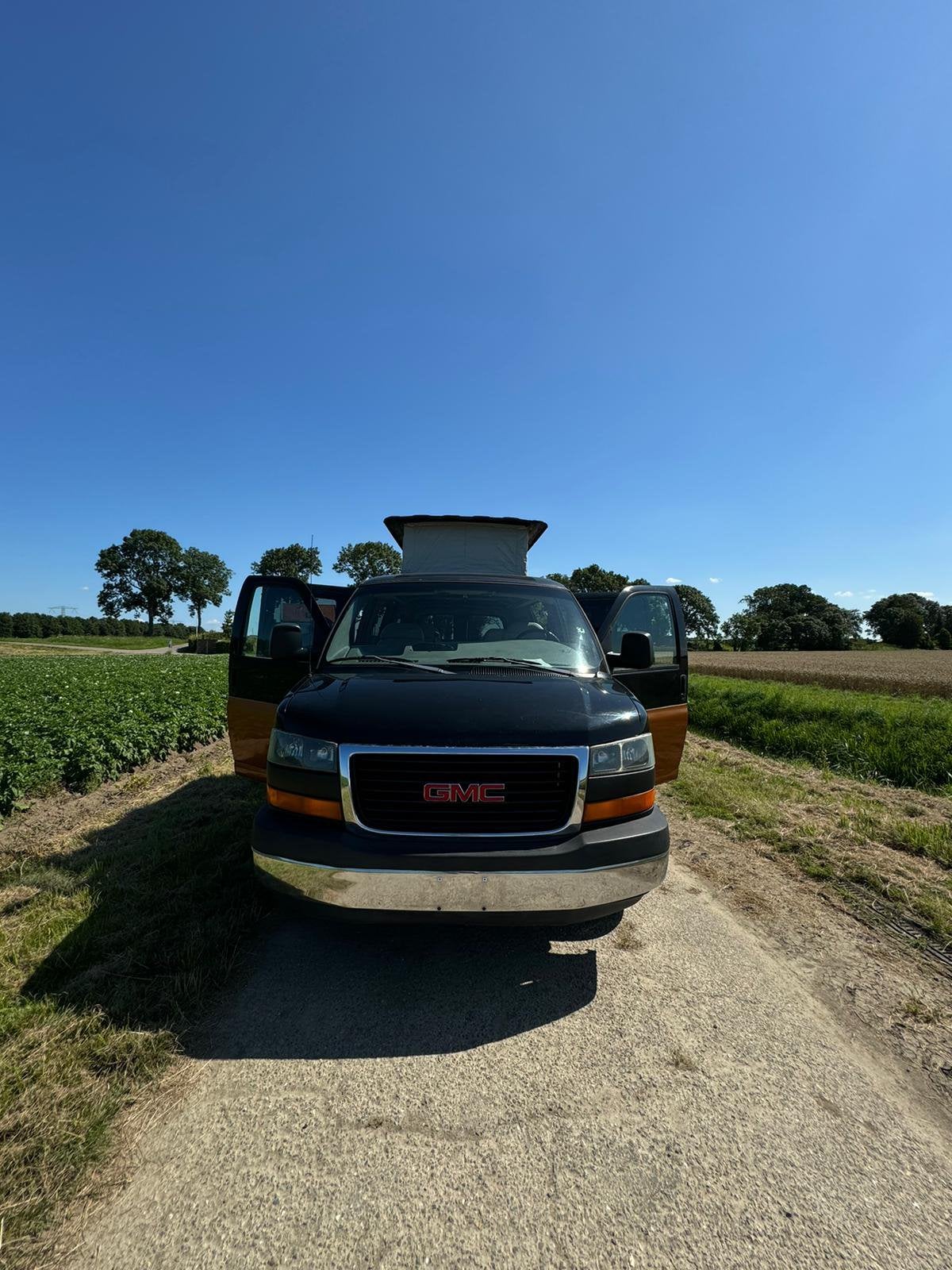 GMC 1998 camper, 8 cilinders, 254 pk, Zwart, Particulier