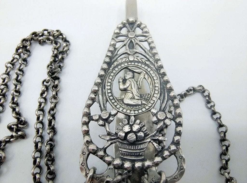 Zilveren Friese Chatelaine, 18e eeuws, Verzenden, Zilver