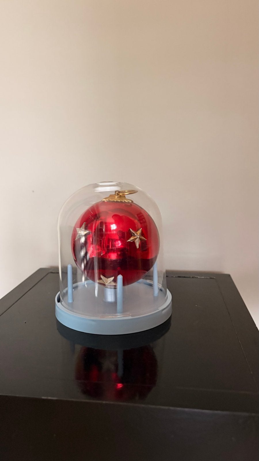 Vintage Swiss Music kerstbal “Stille Nacht”  - met stolp, Ophalen of Verzenden