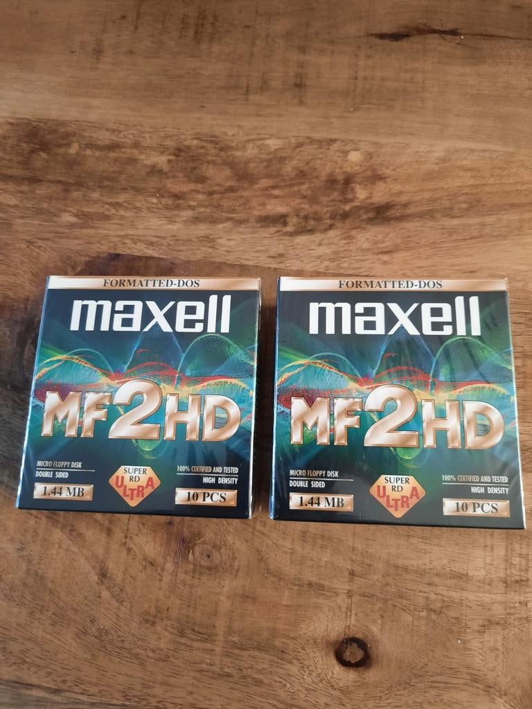 2x Maxell MF2HD Floppy Disks (10 stuks) - Nieuw in folie, Ophalen of Verzenden, Nieuw
