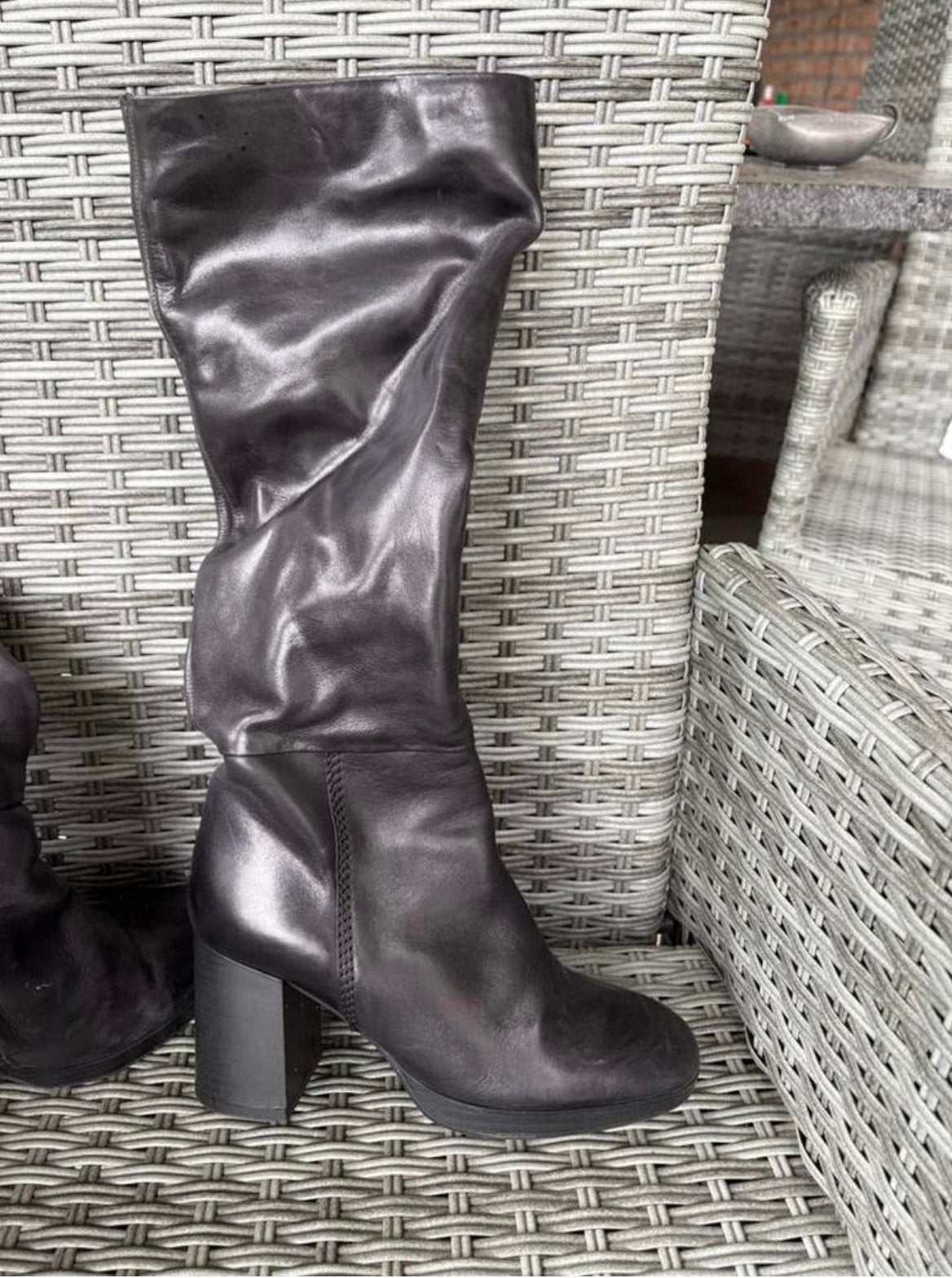 Dameslaarzen, Kleding | Dames, Schoenen, Hoge laarzen, Zwart, Ophalen of Verzenden, Zo goed als nieuw