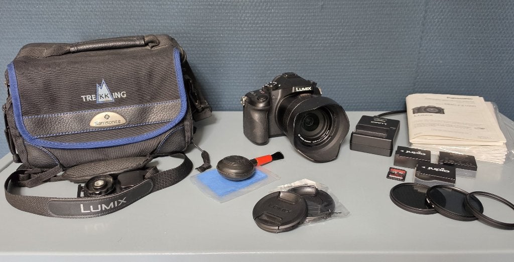 Panasonic Lumix DMC-FZ1000, Audio, Tv en Foto, Fotocamera's Digitaal, Gebruikt, Panasonic, Kantelbaar/draaibaar scherm, Ophalen of Verzenden