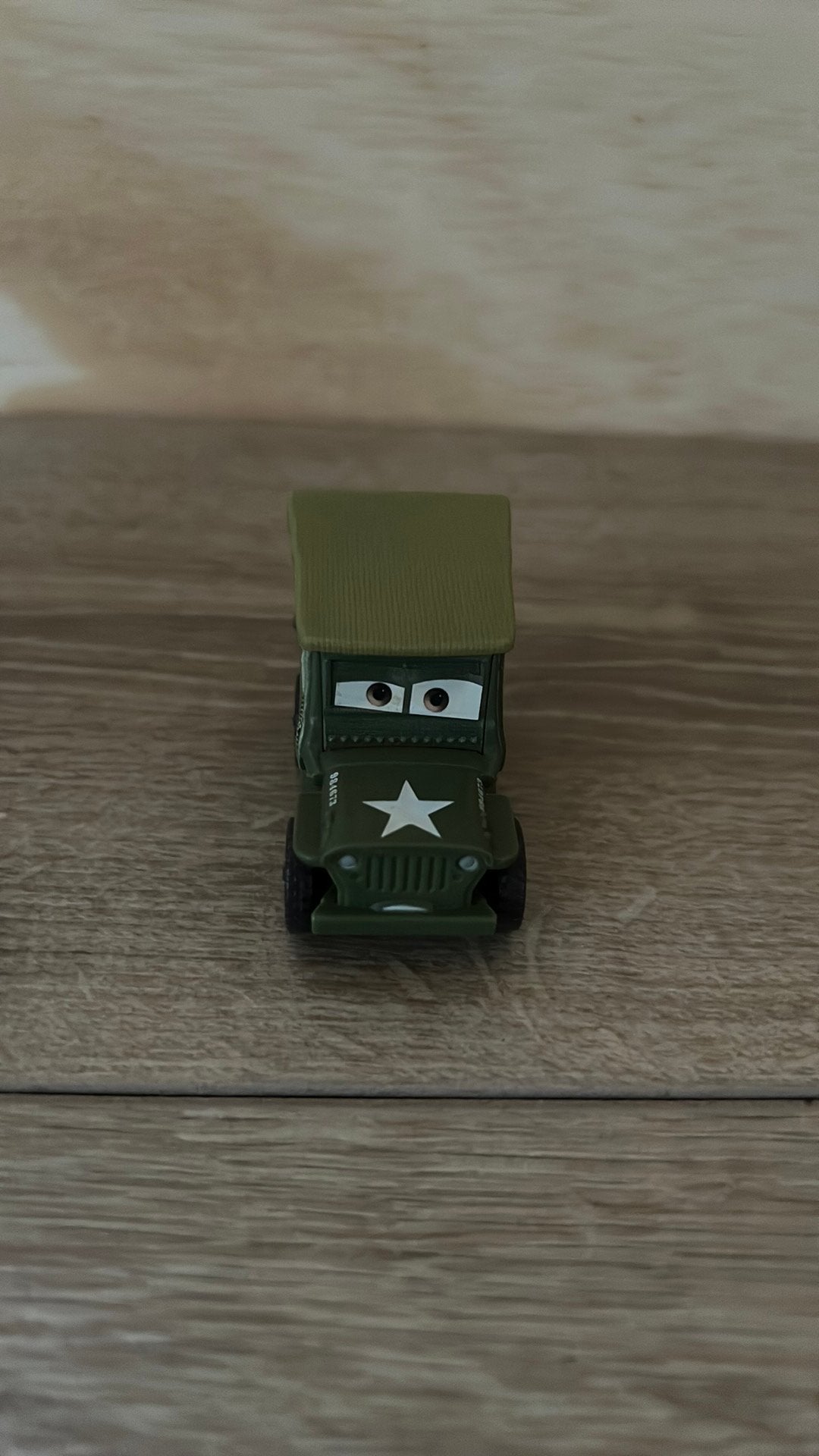 @Disney/pixel verzamel auto groen, Ophalen of Verzenden, Zo goed als nieuw, Auto