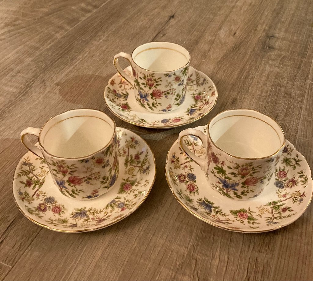 3 porselein kop en schotel Balmoral Castle Bone China mokken, Antiek en Kunst, Antiek | Servies los, Ophalen of Verzenden